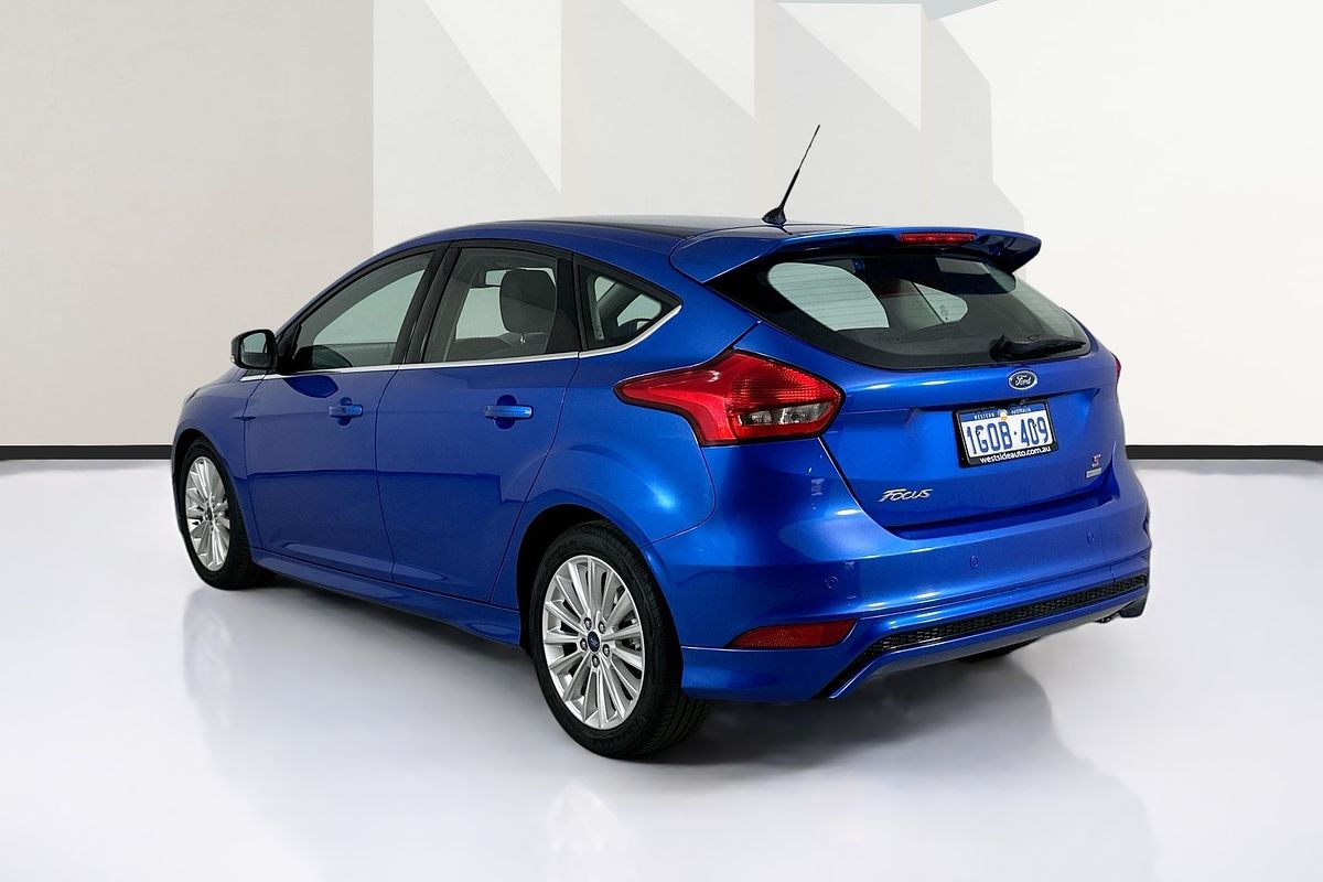 2017 Ford FOCUS SPORT LZ