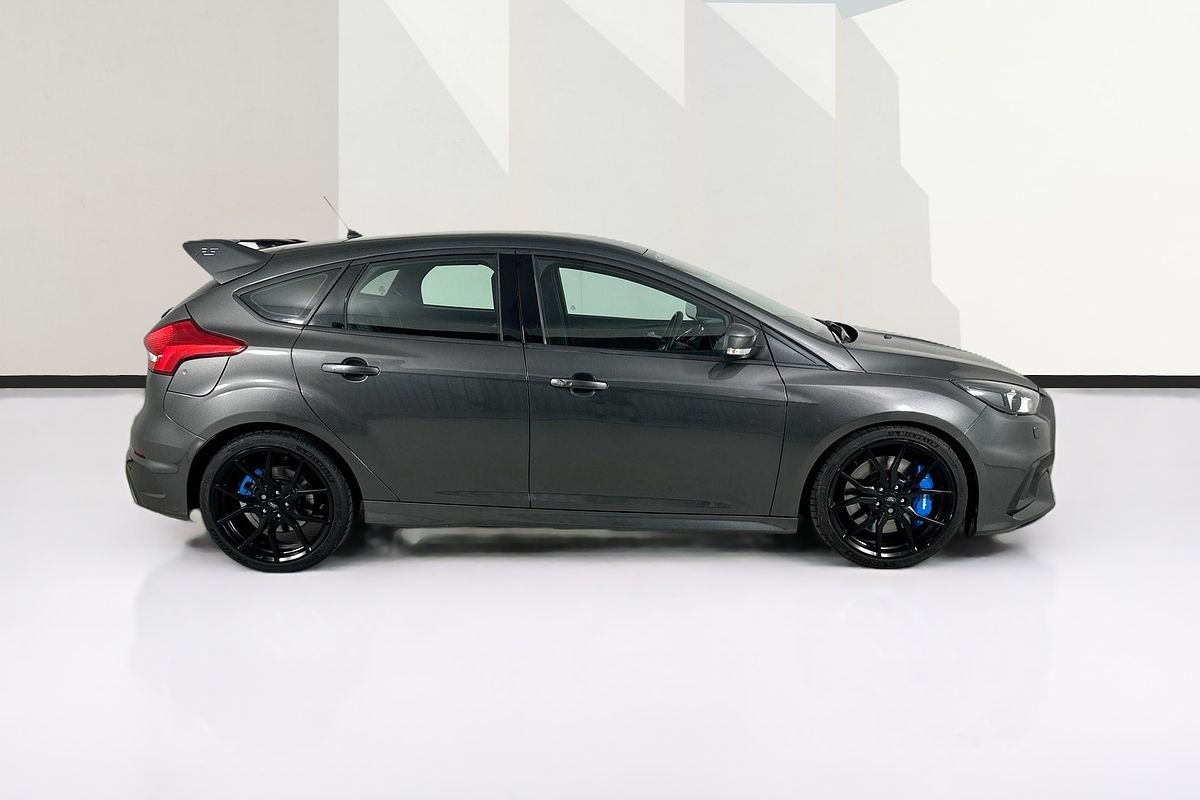 2017 Ford FOCUS RS LZ