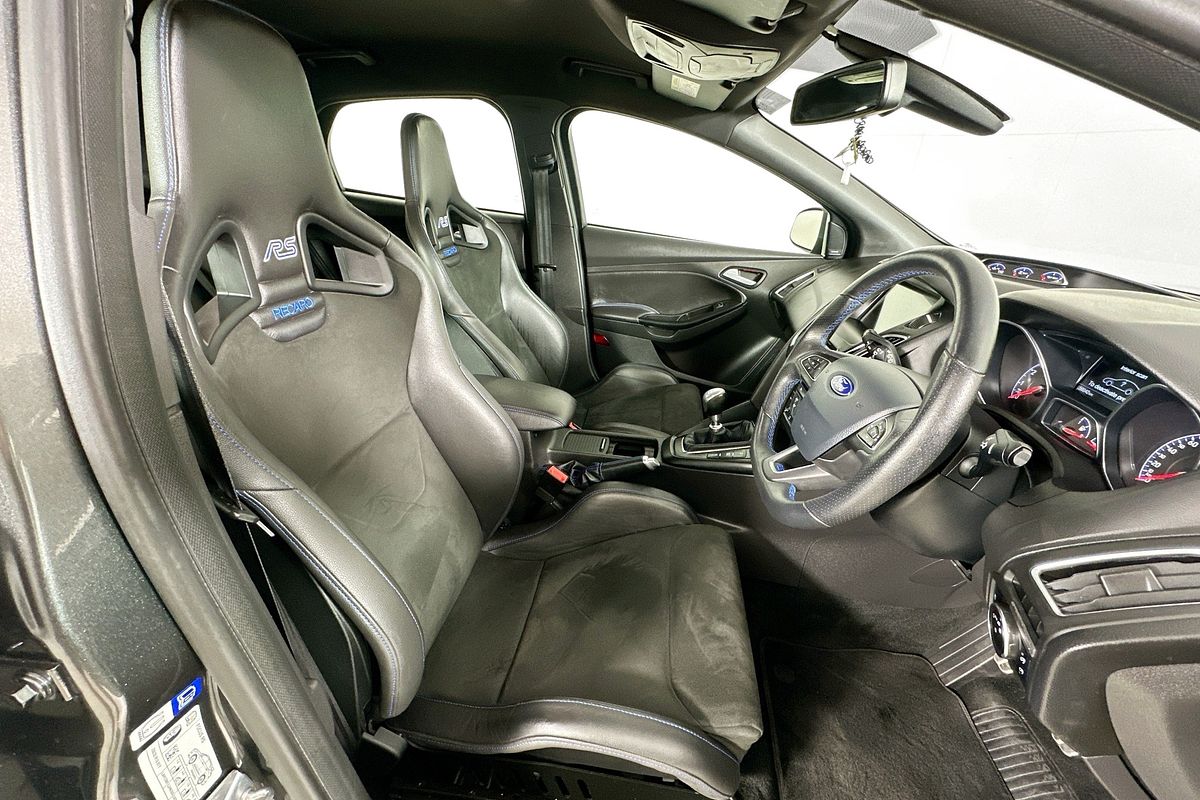 2017 Ford FOCUS RS LZ