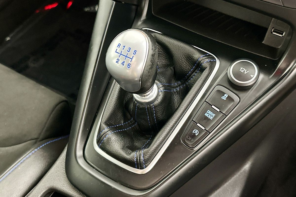 2017 Ford FOCUS RS LZ