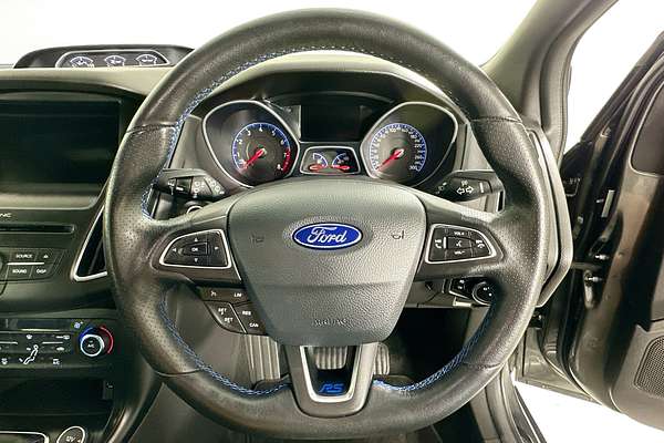 2017 Ford FOCUS RS LZ