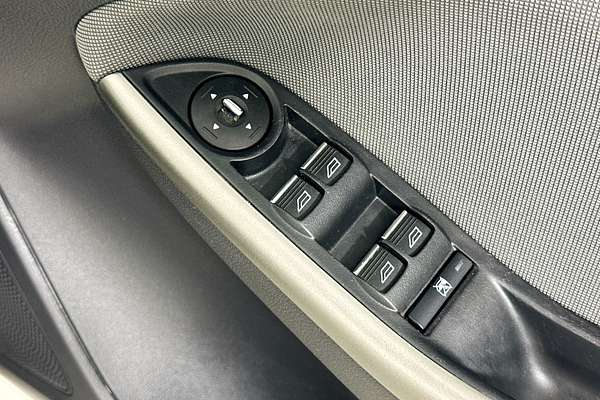 2012 Ford FOCUS TREND LW