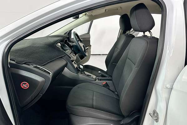 2016 Ford FOCUS TREND LZ