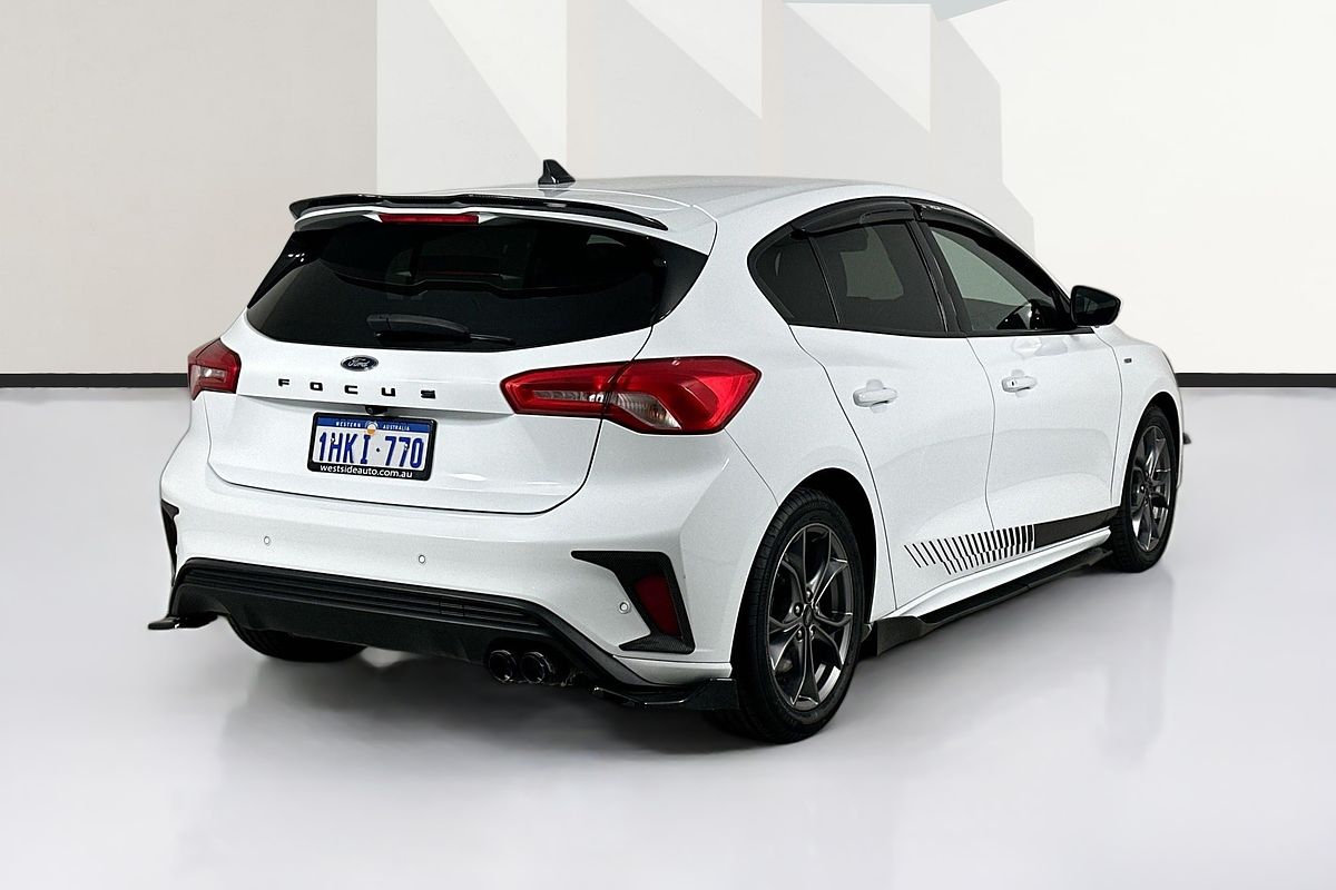 2021 Ford FOCUS ST-LINE SA MY21