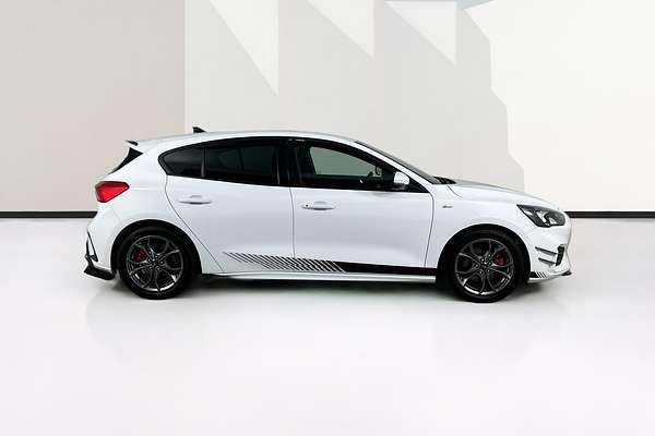 2021 Ford FOCUS ST-LINE SA MY21