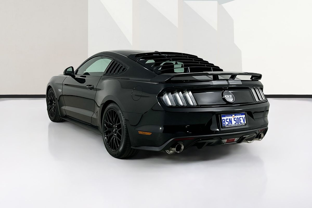 2017 Ford MUSTANG FASTBACK GT 5.0 V8 FM MY17