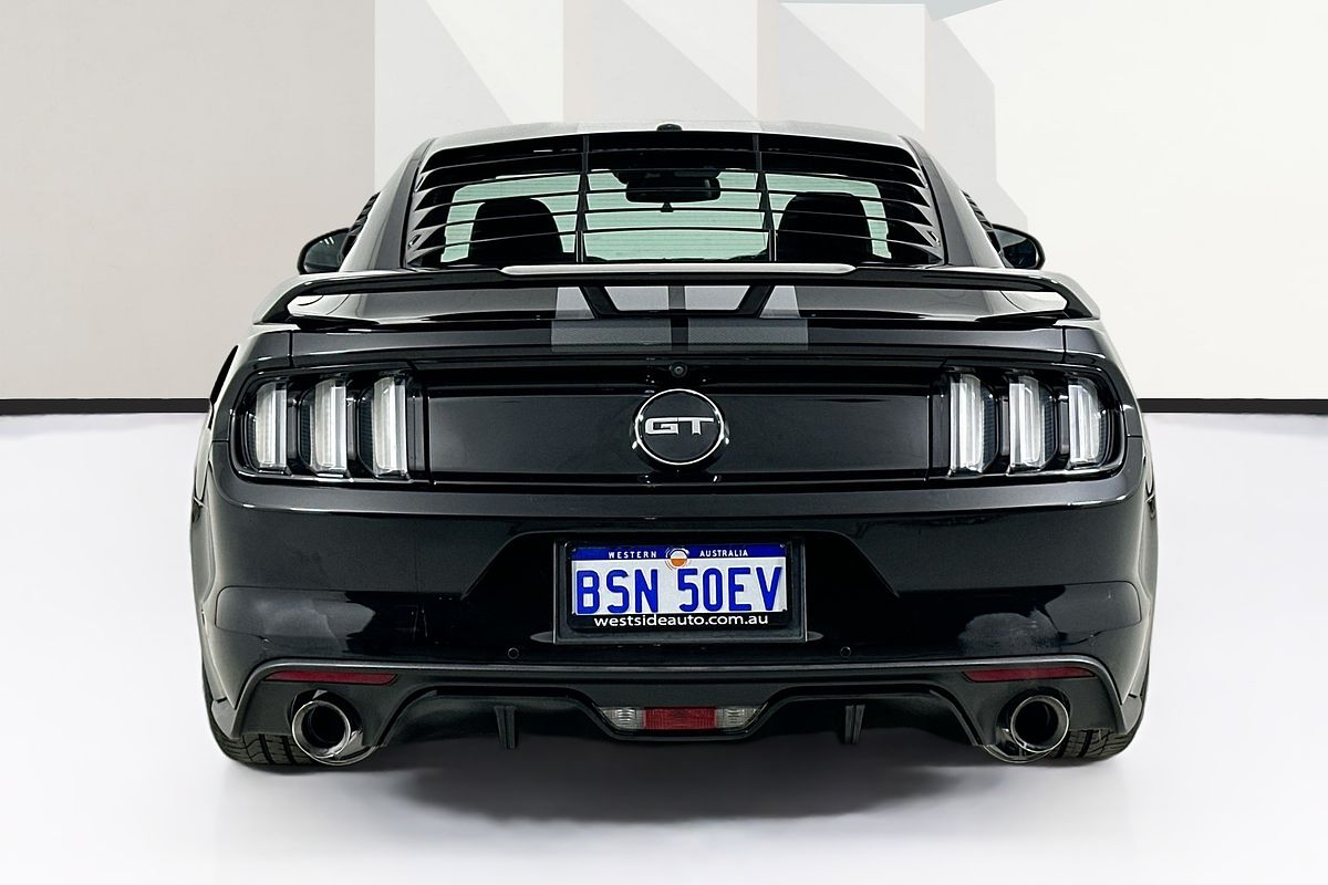 2017 Ford MUSTANG FASTBACK GT 5.0 V8 FM MY17