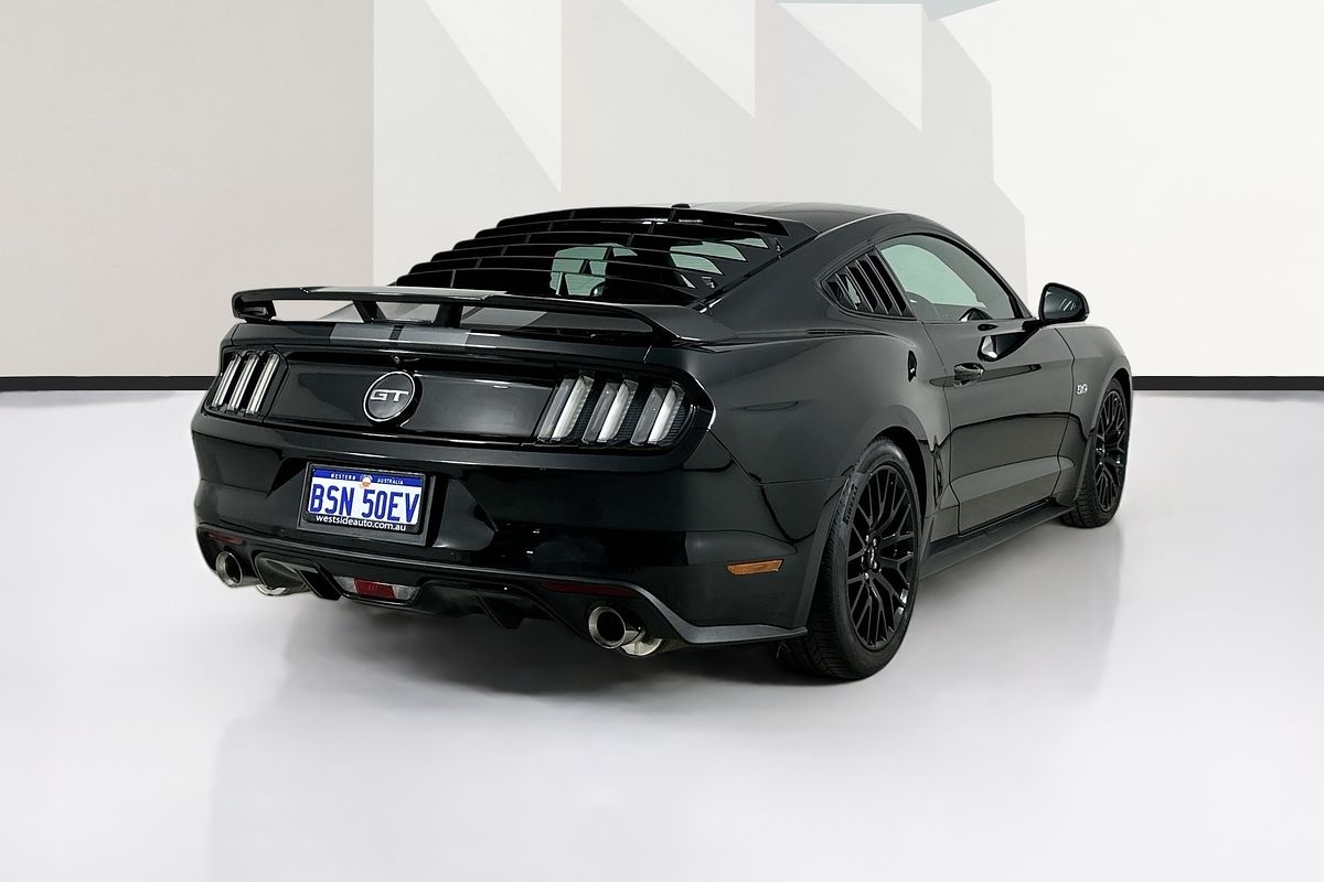 2017 Ford MUSTANG FASTBACK GT 5.0 V8 FM MY17