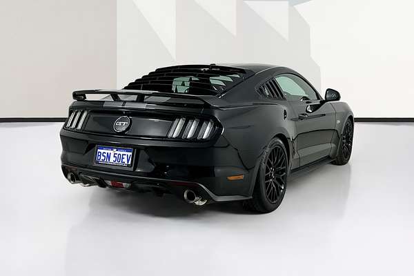 2017 Ford MUSTANG FASTBACK GT 5.0 V8 FM MY17