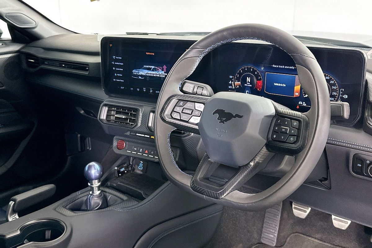 2025 Ford MUSTANG DARK HORSE FO MY24.5