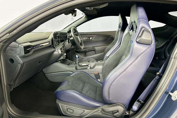 2025 Ford MUSTANG DARK HORSE FO MY24.5