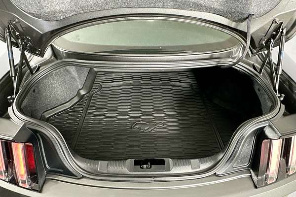 2016 Ford MUSTANG FASTBACK GT 5.0 V8 FM MY17