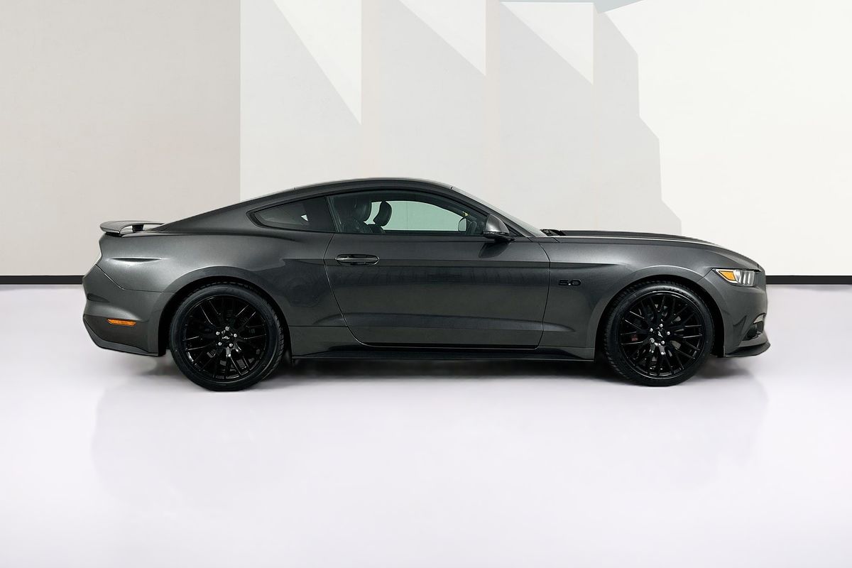 2016 Ford MUSTANG FASTBACK GT 5.0 V8 FM MY17