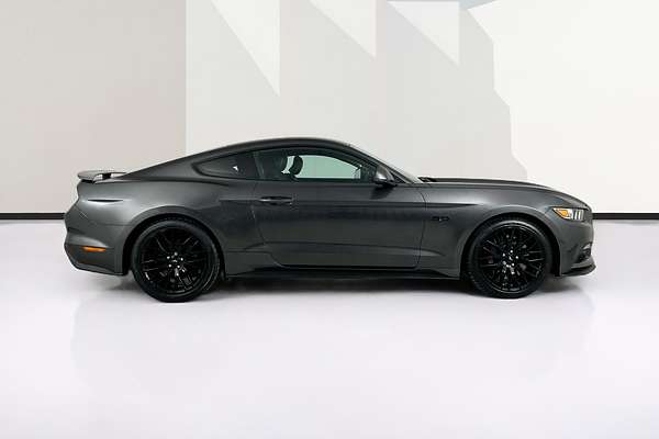 2016 Ford MUSTANG FASTBACK GT 5.0 V8 FM MY17