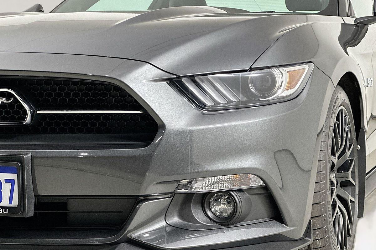 2017 Ford MUSTANG FASTBACK GT 5.0 V8 FM MY17