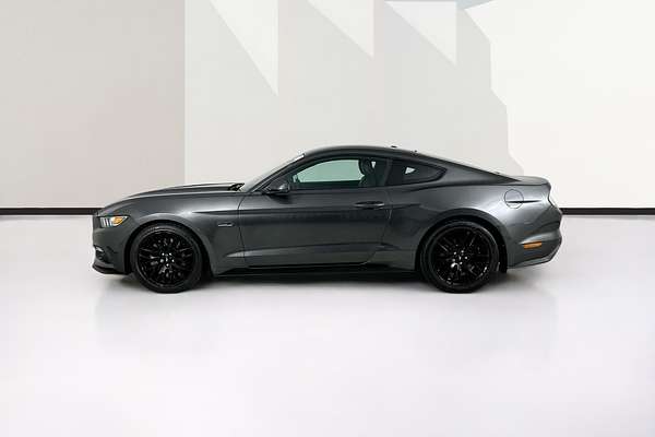 2017 Ford MUSTANG FASTBACK GT 5.0 V8 FM MY17