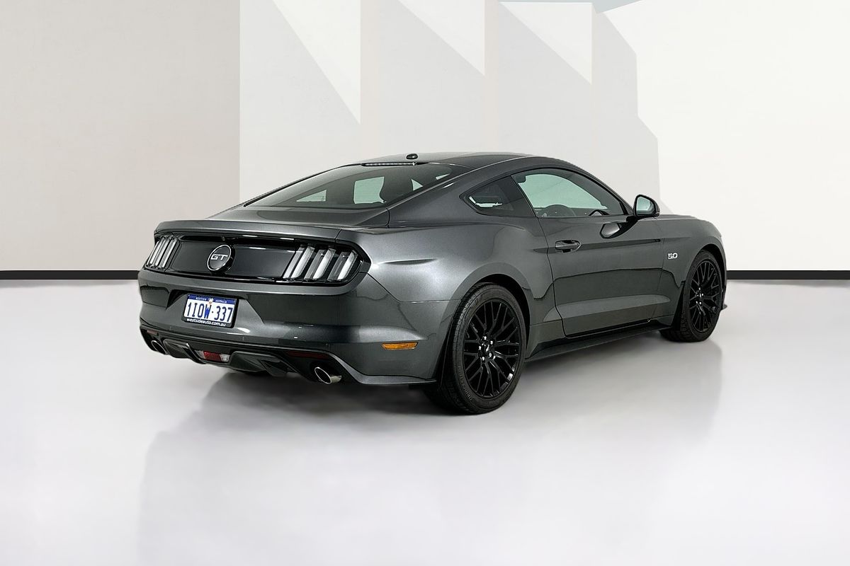 2017 Ford MUSTANG FASTBACK GT 5.0 V8 FM MY17