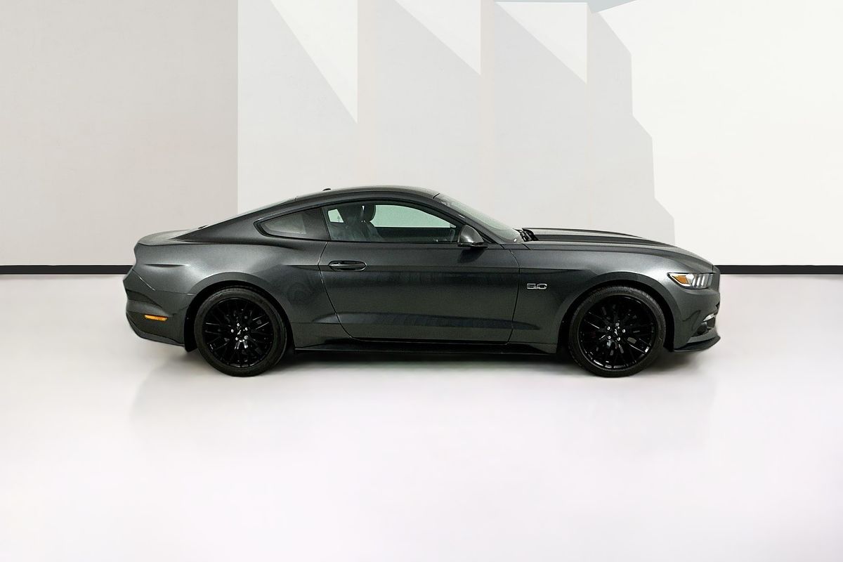 2017 Ford MUSTANG FASTBACK GT 5.0 V8 FM MY17