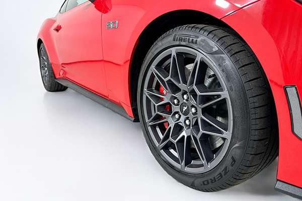 2025 Ford MUSTANG GT 5.0 V8 FO MY25
