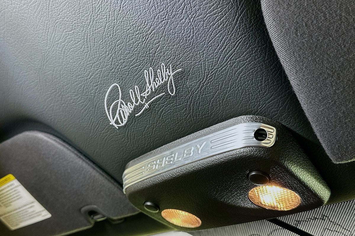 2008 Ford Mustang GT500 SHELBY SUPER SNAKE 5.4L V8