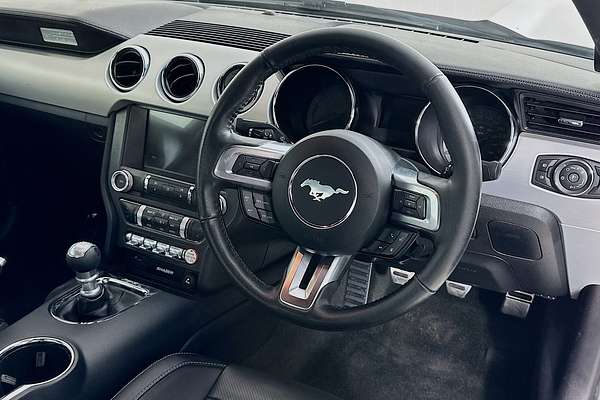 2017 Ford MUSTANG FASTBACK GT 5.0 V8 FM MY17
