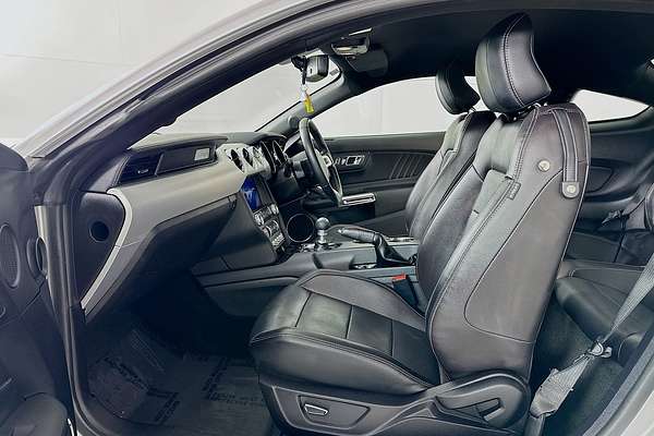 2017 Ford MUSTANG FASTBACK GT 5.0 V8 FM MY17