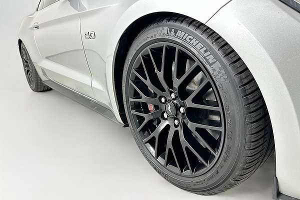 2017 Ford MUSTANG FASTBACK GT 5.0 V8 FM MY17