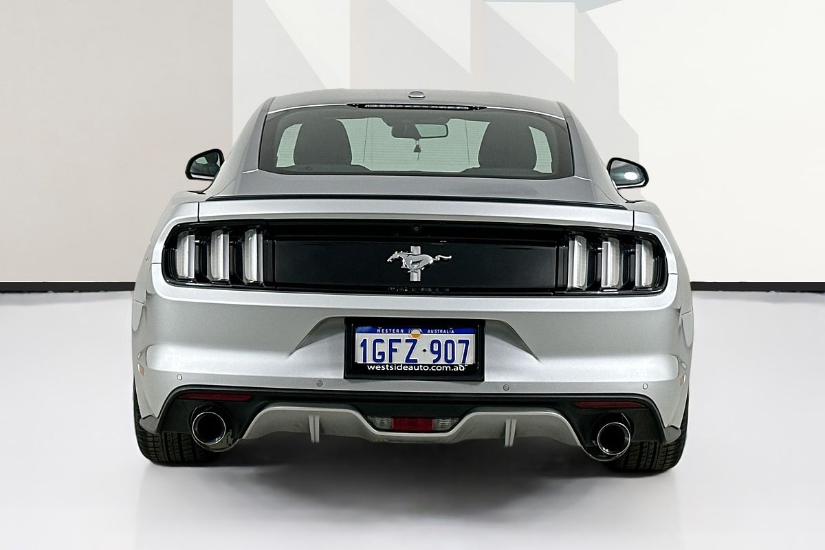 2017 Ford MUSTANG FASTBACK GT 5.0 V8 FM MY17