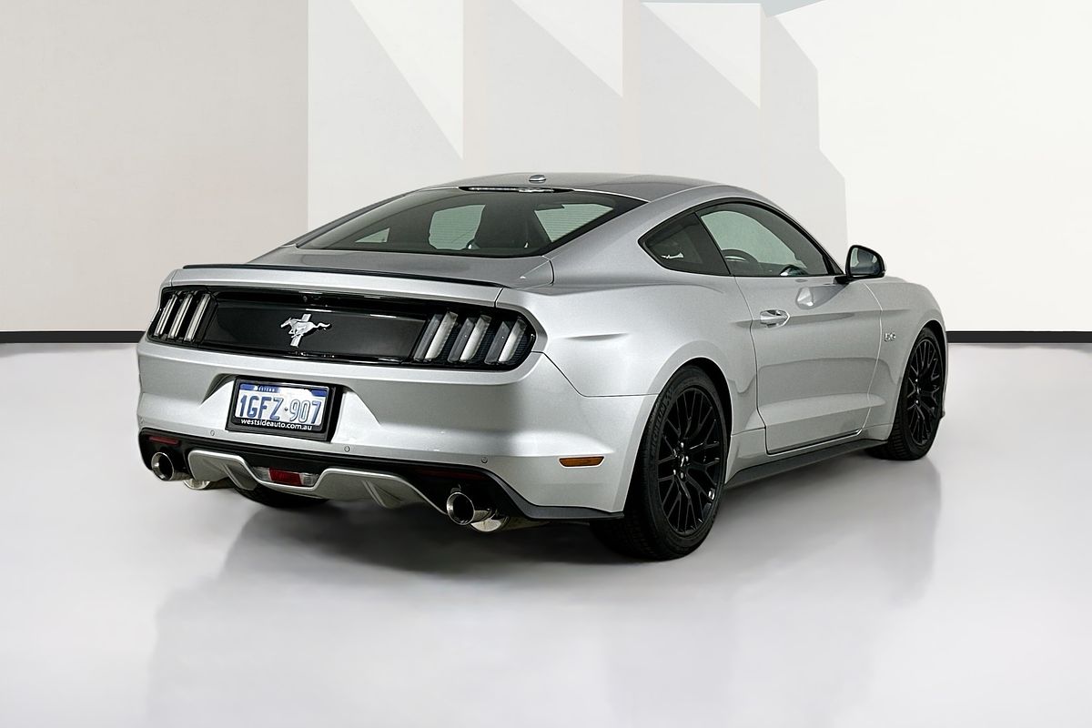 2017 Ford MUSTANG FASTBACK GT 5.0 V8 FM MY17