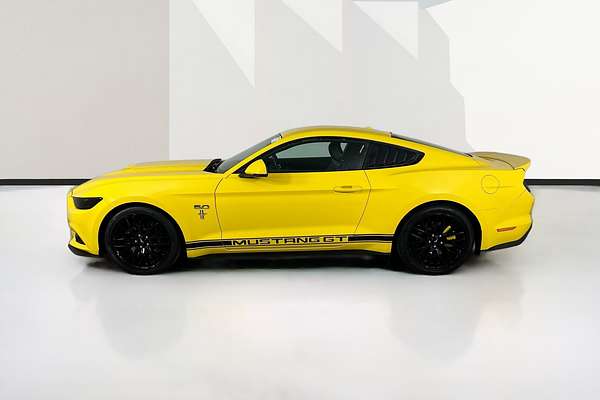 2017 Ford MUSTANG FASTBACK GT 5.0 V8 FM MY17