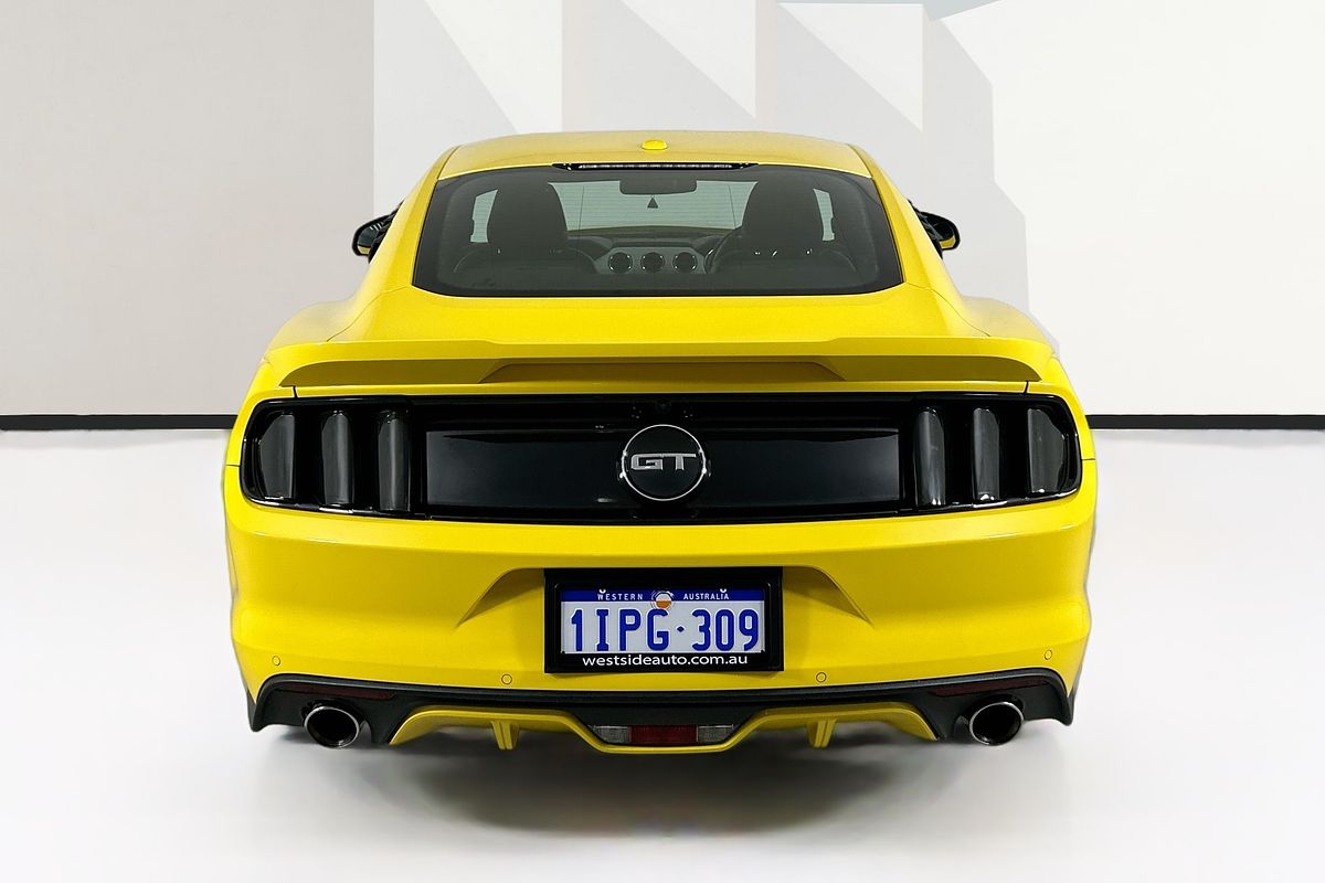 2017 Ford MUSTANG FASTBACK GT 5.0 V8 FM MY17