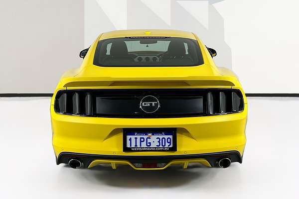 2017 Ford MUSTANG FASTBACK GT 5.0 V8 FM MY17