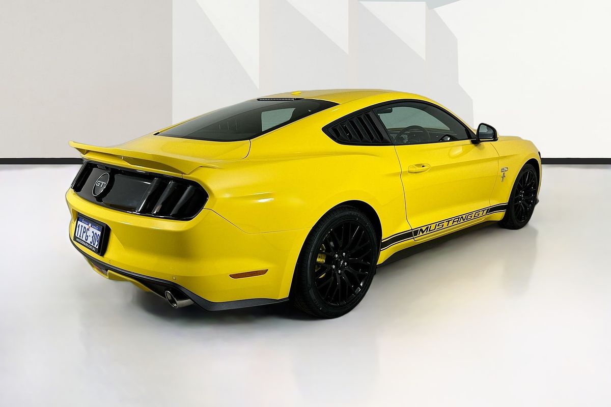 2017 Ford MUSTANG FASTBACK GT 5.0 V8 FM MY17
