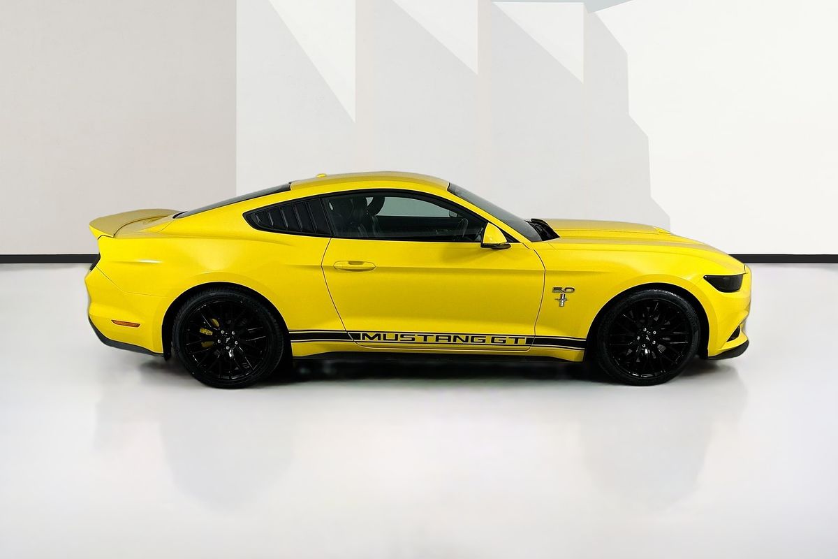 2017 Ford MUSTANG FASTBACK GT 5.0 V8 FM MY17