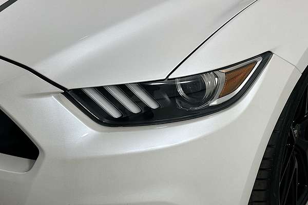 2017 Ford MUSTANG FASTBACK GT 5.0 V8 FM MY17