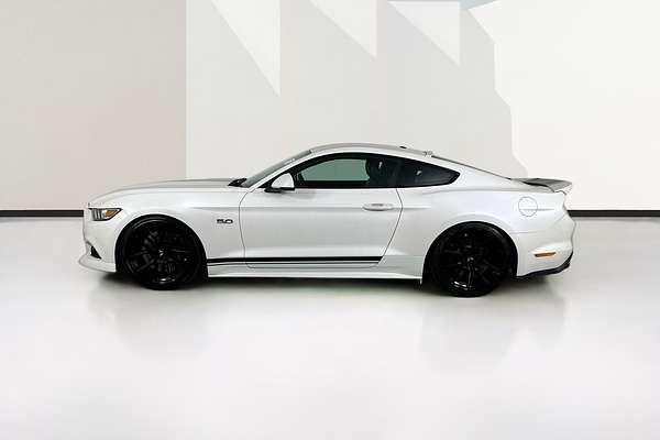 2017 Ford MUSTANG FASTBACK GT 5.0 V8 FM MY17