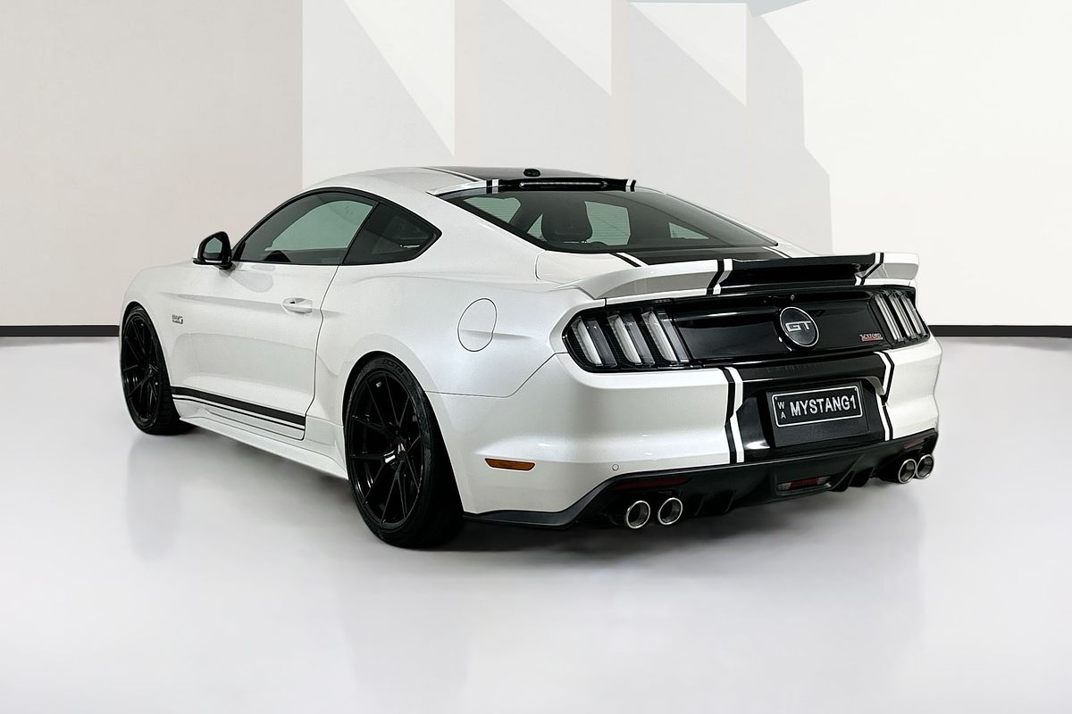 2017 Ford MUSTANG FASTBACK GT 5.0 V8 FM MY17