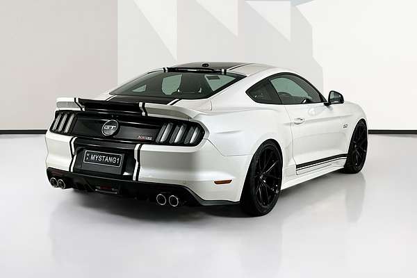 2017 Ford MUSTANG FASTBACK GT 5.0 V8 FM MY17