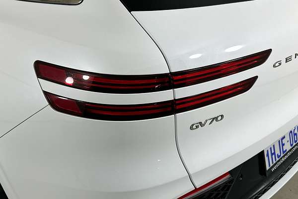 2021 Genesis GV70 3.5T AWD SPORT JK.V1 MY21