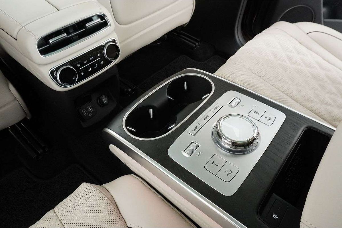 2023 Genesis GV80 3.5T AWD 7 SEAT JX.V3 MY23