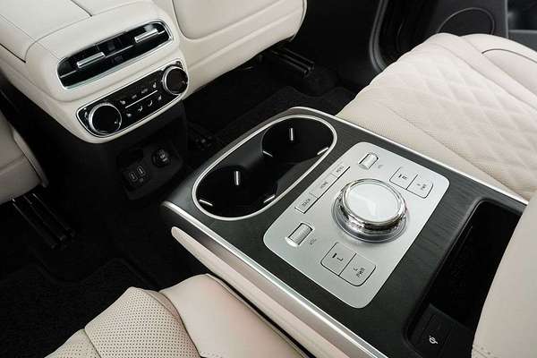 2023 Genesis GV80 3.5T AWD 7 SEAT JX.V3 MY23