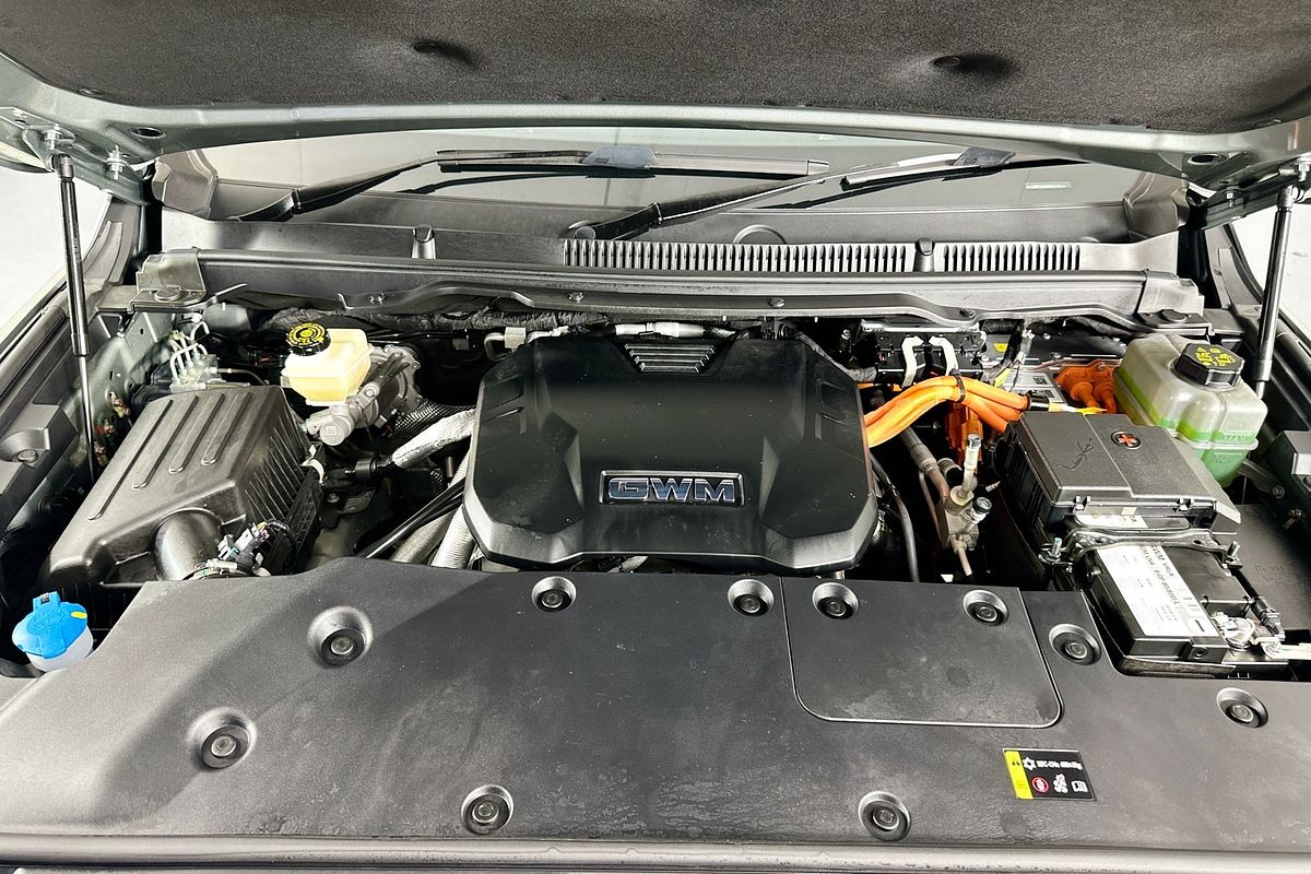 2025 GWM CANNON ALPHA ULTRA HYBRID (4x4)  4X4