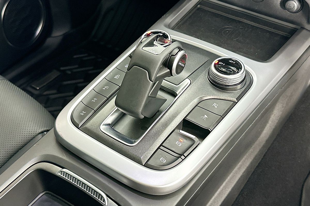 2024 GWM TANK 300 ULTRA PETROL