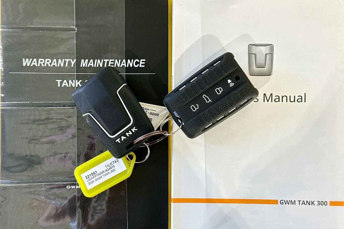 2024 GWM TANK 300 ULTRA PETROL