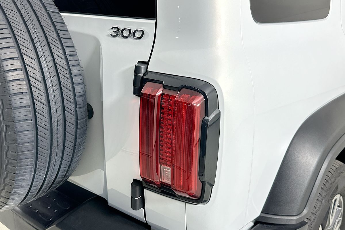 2024 GWM TANK 300 ULTRA PETROL