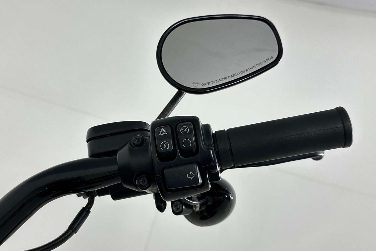 2017 Harley-Davidson Low Rider S FXDLS Series  110c.i 1802cc