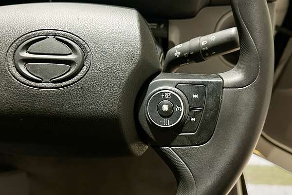 2021 Hino 300 616 3870 WIDE XZU720R MY20 REAR WHEEL DRIVE LWB