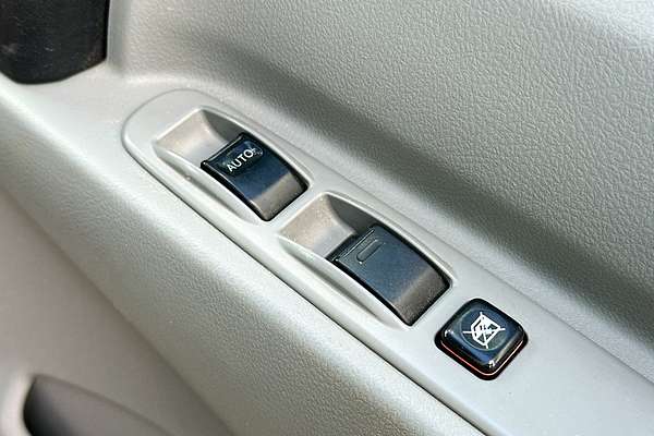 2020 Hino 300 616 LONG XZU720R 4x2 LWB