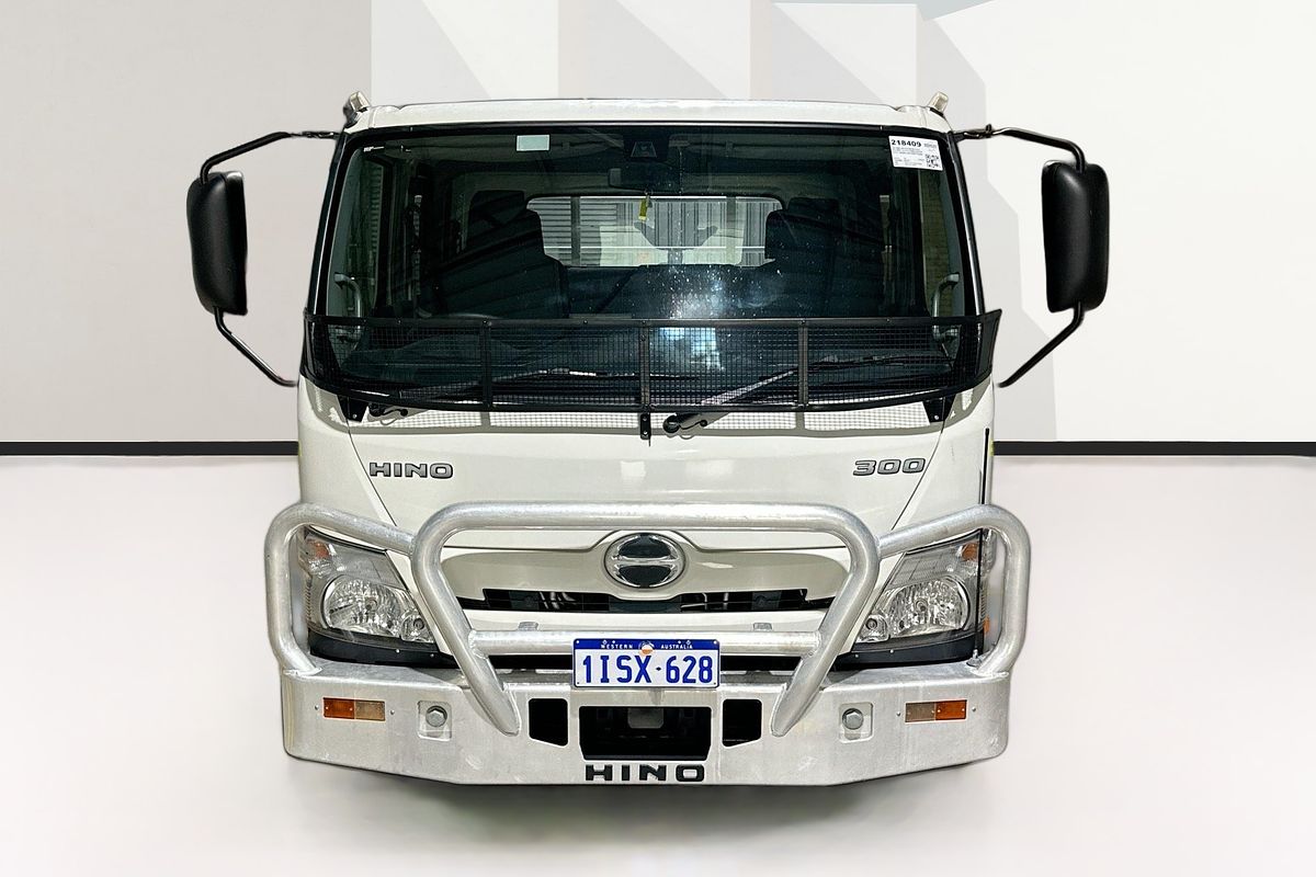 2021 Hino 300 616 3870 WIDE XZU720R MY20 REAR WHEEL DRIVE LWB