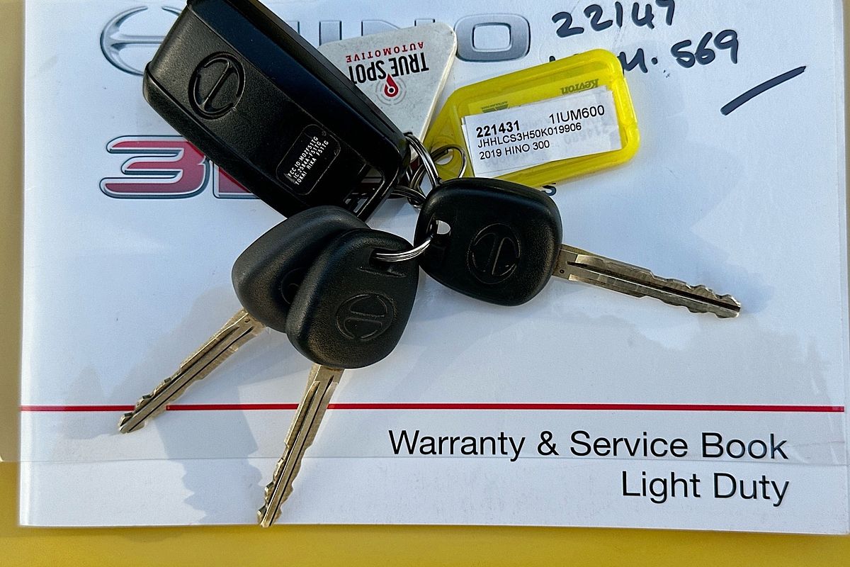 2019 Hino 300 616 CREW AUTO LWB XZU720R 4x2 LWB